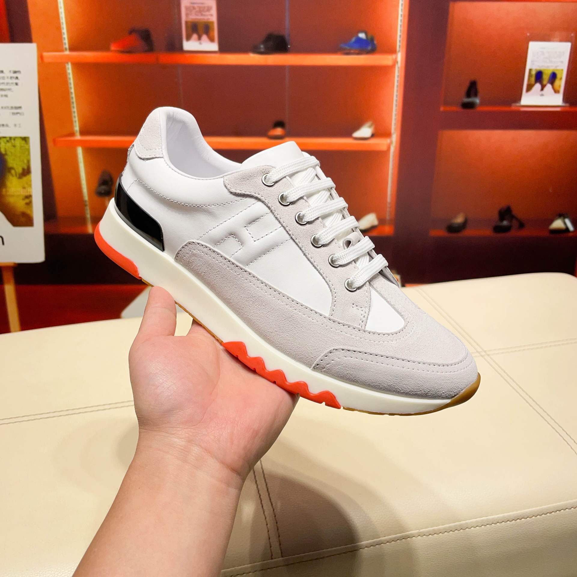 

Autumn Fashion Genuine Leather Casual Sports Shoes Korean Edition Versatile Breathable British Board Shoes Trendy Men 40