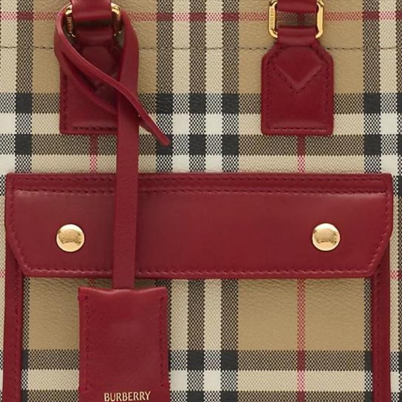 Burberry Freya Logo Classic Tote Bag Shopping Bag Women tote Beige Red 81162811