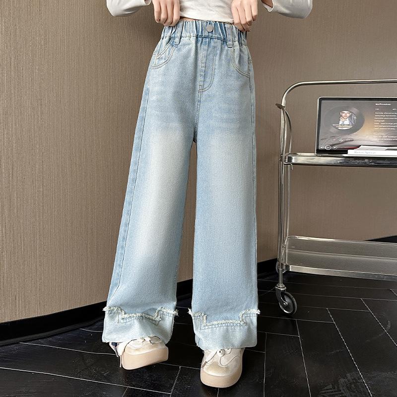 

2025 Girls Super Soft Wide-Leg Jeans: Versatile, Fashionable, Straight-Leg Pants for Elementary School Students. 130 cm светло-синий