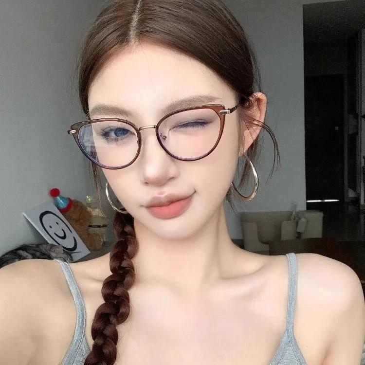 Internet celebrity European and American style cat glasses frame women's fashion light luxury anti-blue glasses ultra-light myopia glasses frame