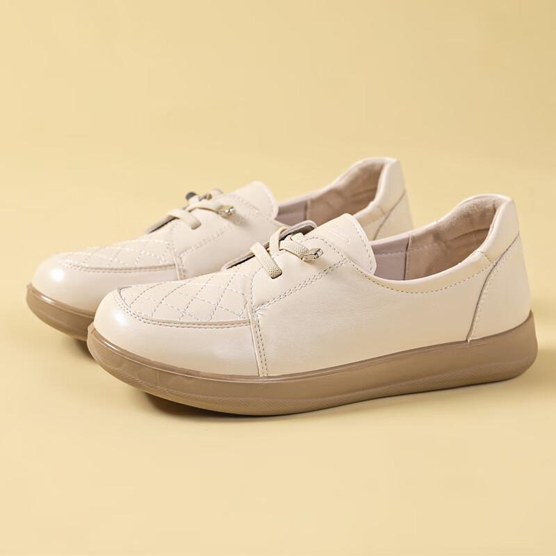 Warrior Women's Soft Sole Commuter Flat Shoes