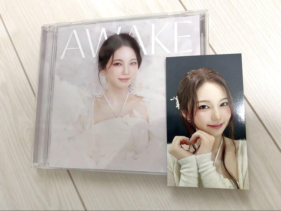 

[USED] AWAKE AYAKA WihtU edition album + trading card photo card