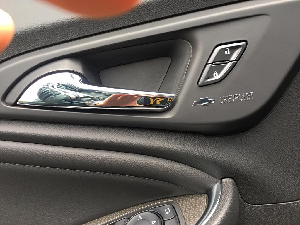 Car Interior Decals Emblem Sticker Accessories For Chevrolet Cruze Sonic Silverado Trax Camaro Captiva Equinox Trailblazer Z71