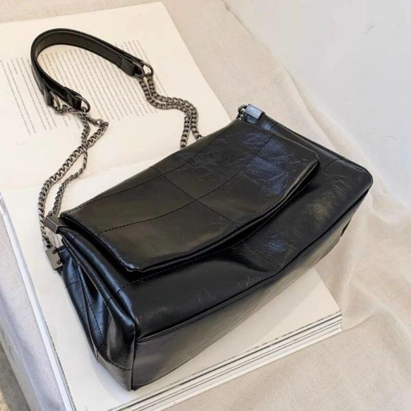 Borse da pendolare da donna alla moda Borsa a tracolla a catena di nicchia Borsa a spalla da donna Borsa a mano di grande capacità a croce Quadrata in PU