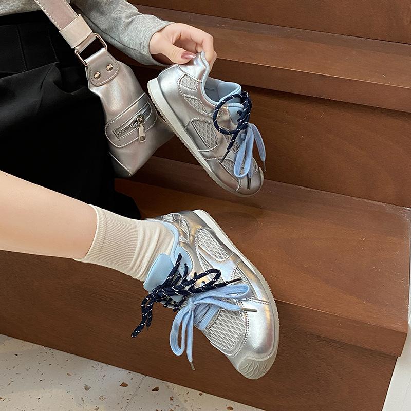 Lightweight and Fashionable Flat-bottomed Breathable Mesh German Training Shoes Women's 2025 Summer New Versatile Casual Flat-bottomed Sports Shoes