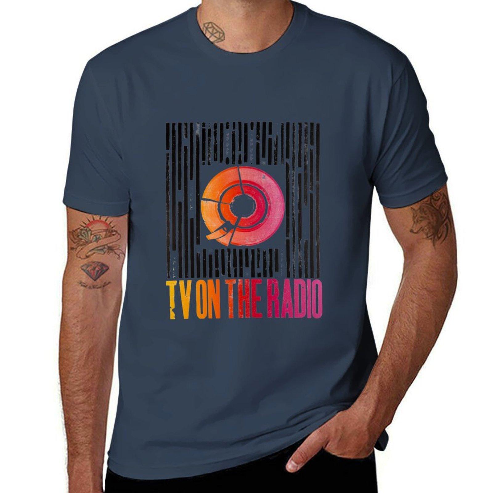 Black New TV on the tour 2022 T-Shirt t shirts with prints funny t shirts man T-Shirt S