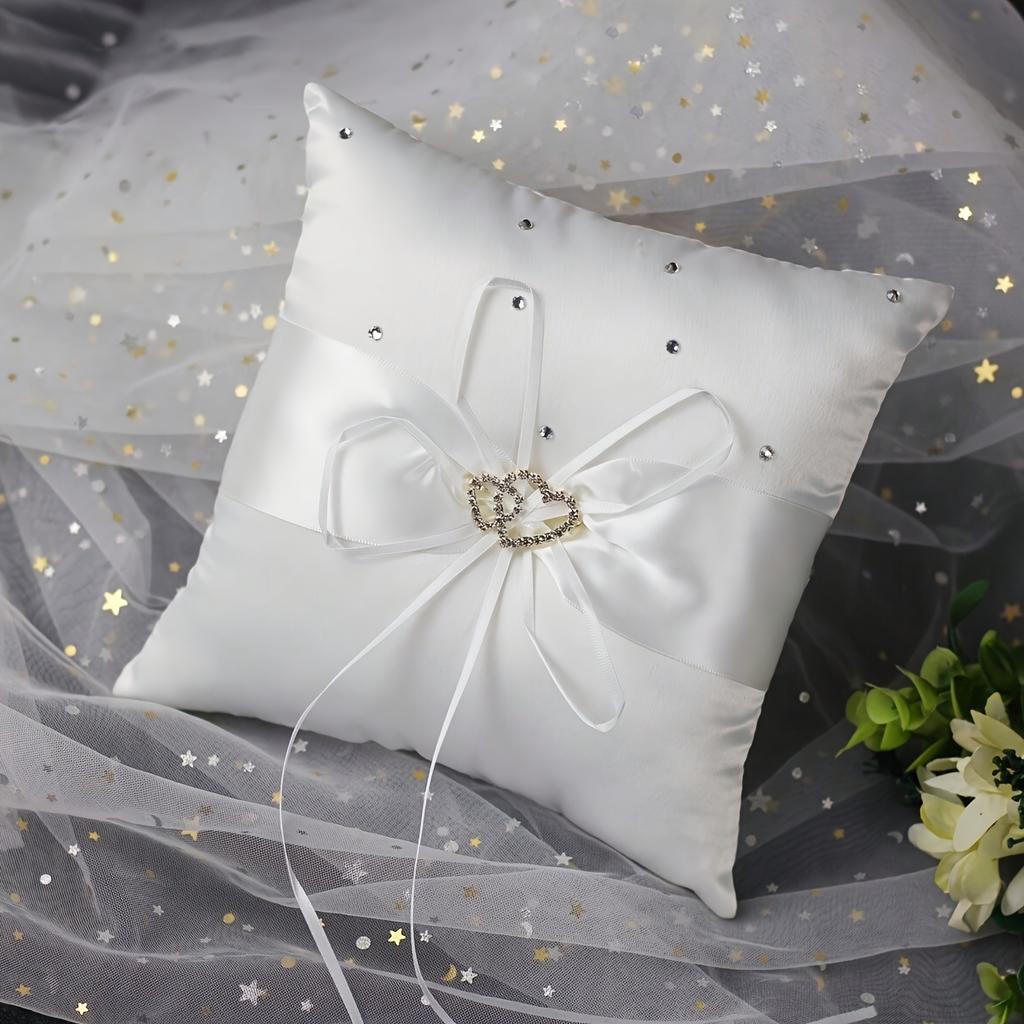 1 pieza de Almohada para Anillos de Boda Cuadrada Blanca Simple de Estilo Europeo con un Lazo de Doble Corazón, Adecuada para Colgar Anillos.
