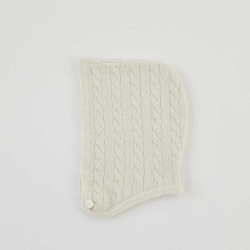 

The Raust Wool Balaclava IVORY F