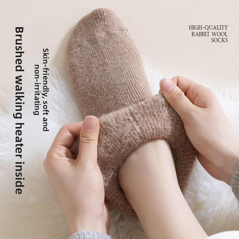 4 Pairs of Female Winter Warm and Cold Soft Loose Mouth Moonzi Sleep Tube Socks