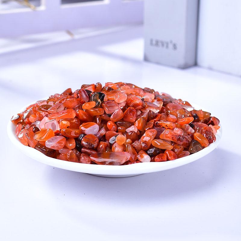 Naturalne kryształowe odłamki agatu południowo-czerwonego do aromaterapii i demagnetyzacji