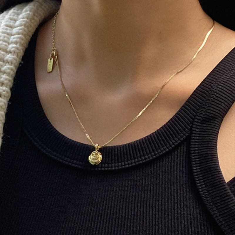 MARTA argent 925. Collier rose