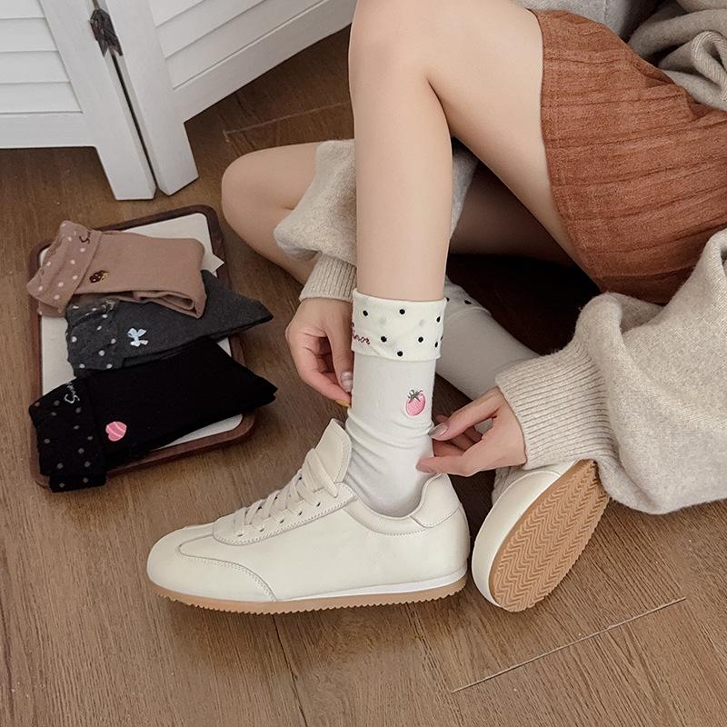 Female Autumn New Lovely Embroidery Sweet Polka Dot Flanging Tube Stack Socks