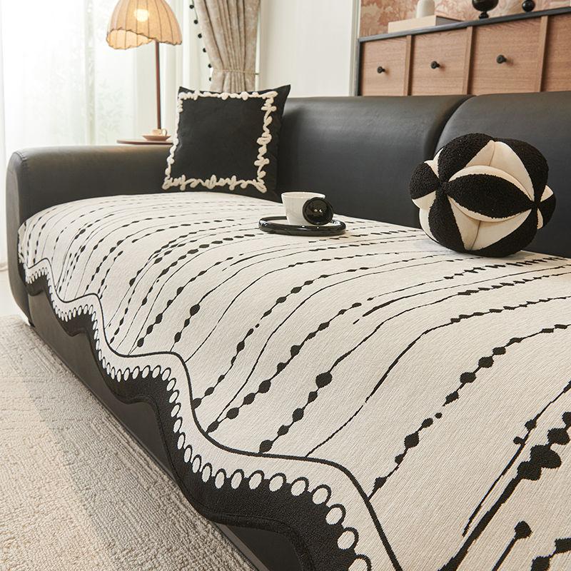 1pc Floral Pattern Sofa Cushion, Modern Style, Snow Velvet, Irregular Shape, Cat Scratch Resistant, Suitable for Daily Use In The Living Room