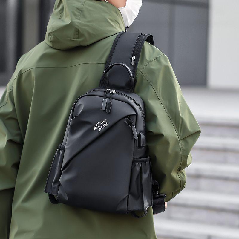 Herren Wasserdichte Umhänge-Brusttasche mit großem Fassungsvermögen für den lässigen Outdoor-Gebrauch