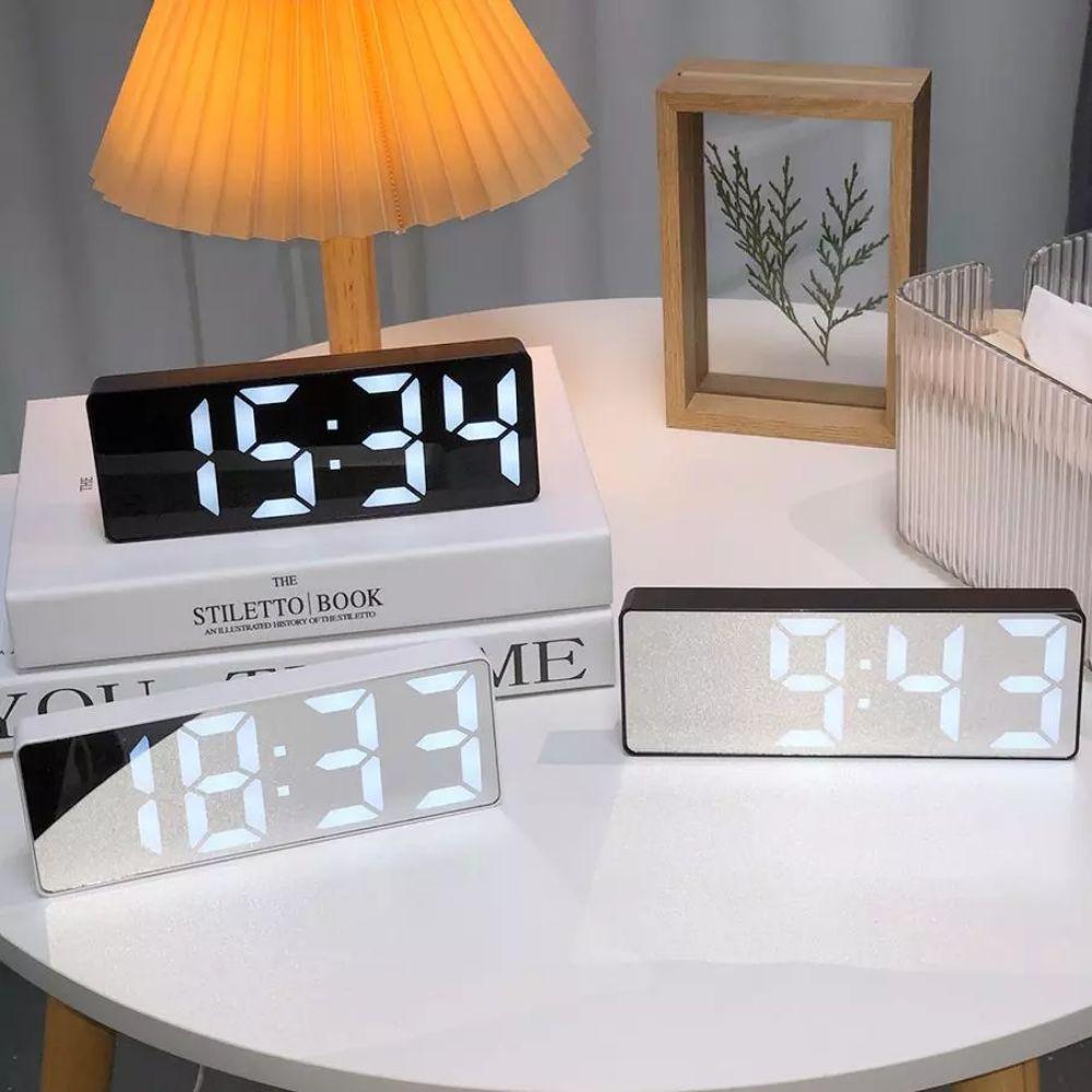 Plastic LED Electronic Alarm Clock Dual Alarm Desktop Clock  Office