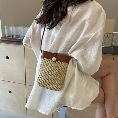 Straw Small Bag Women's 2025 New Seaside Beach Messenger Bag Summer Versatile Woven Bucket Mobile Phone Bag
