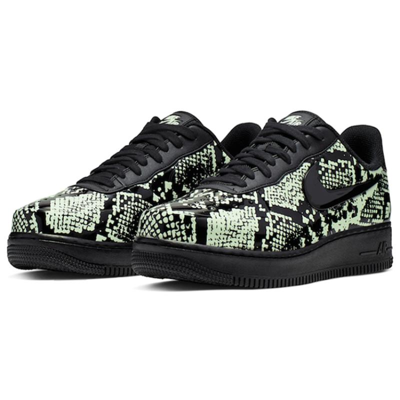 Nike Air Force 1 Foamposite Pro Cup 'Glow Snakeskin'  Sneakers  AJ3664-300