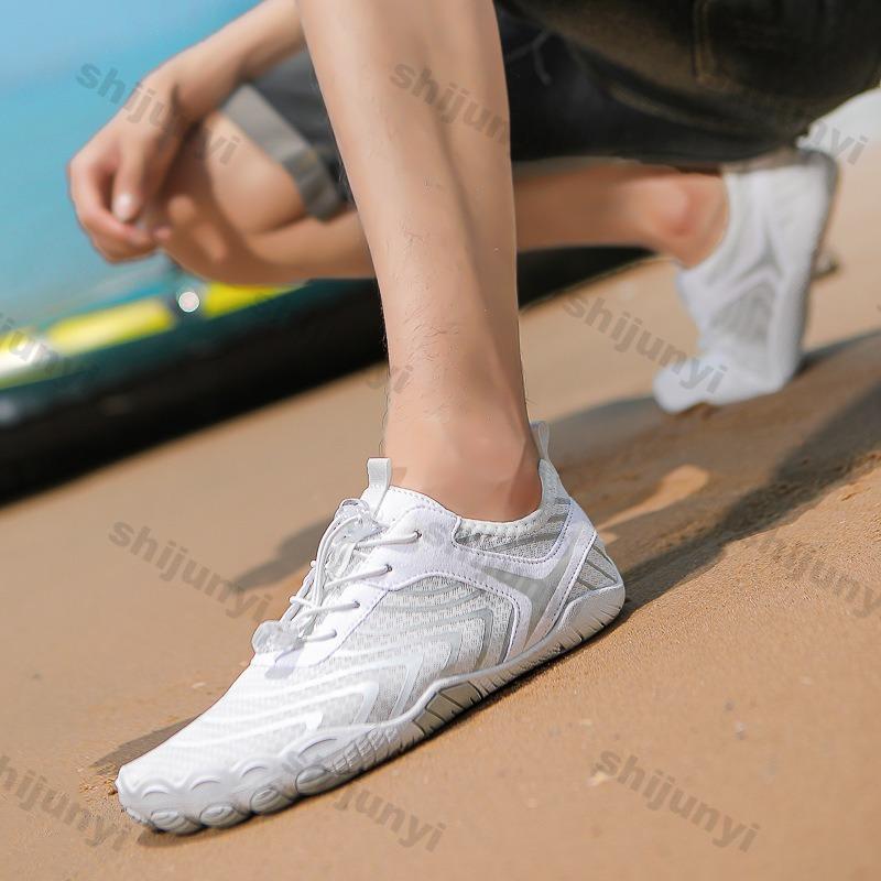Fashion Men's Outdoor Five Finger Hiking Shoes Breathable Mesh Fashion Sports Running Shoes Lightweight Comfortable Fitness Beach Shoes