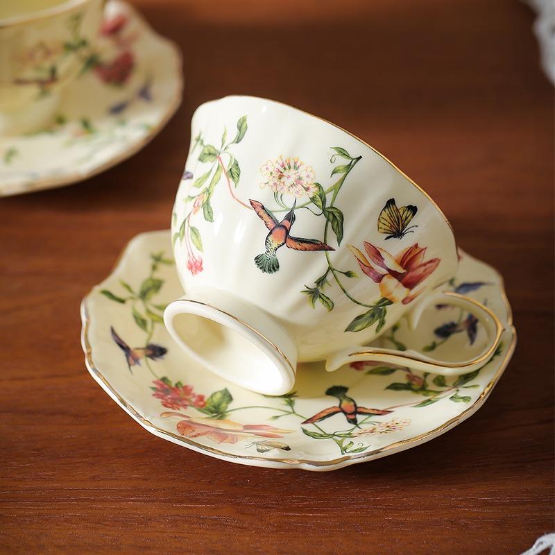 Flower Bird Pattern Coffee Cup Set Ceramic Tea Cup Saucer Set Porcelain Latte Coffee Mug Teacup Household Cafe Drinking Cup