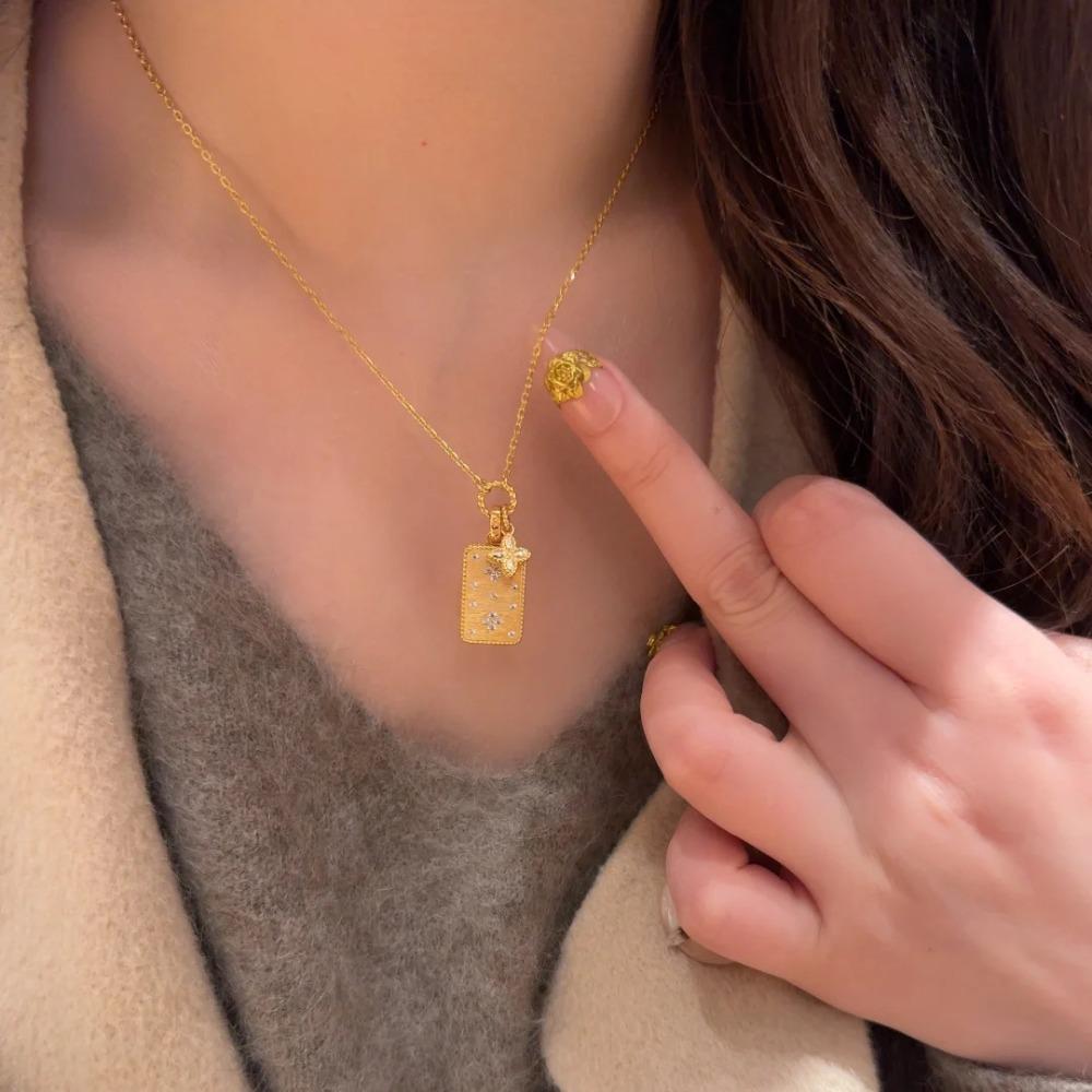 Vintage Four Leaf Clover Double Sided Brushed Pendant Necklace Fashion Luxury Diamond Inlaid Gold Pendant For Women