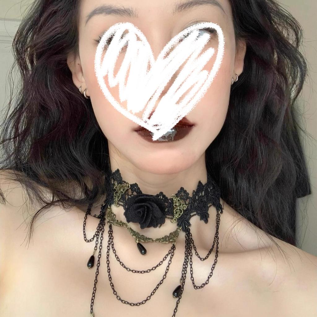 Gothic‑Style Women Choker Necklace, Halloween Lolita‑Vibe Accessories Necklace With Black Lace And Flower‑Shaped Elements
