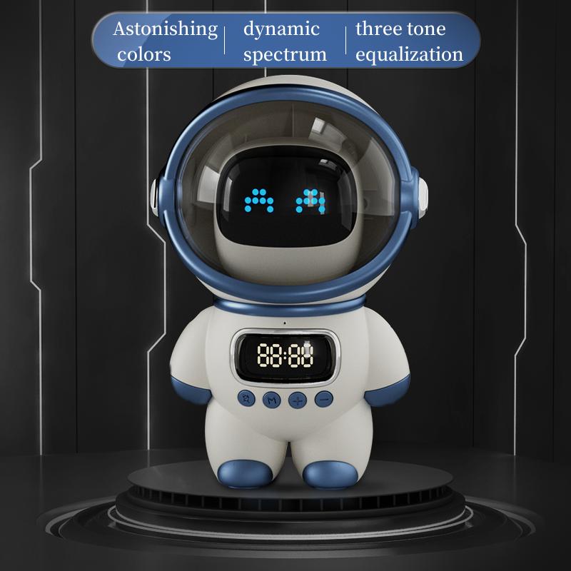 New portable wireless audio speaker, Smart Astronaut Bluetooth speaker with nightlight, FM radio, subwoofer, music speaker