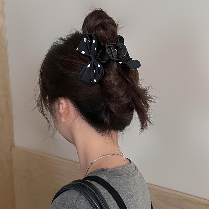 One Fabric Black and White Contrast Polka Dot Claw Clip, New Exquisite Bow Shark Clip Hair Clip for Women, Suitable for Dating and Daily Wear