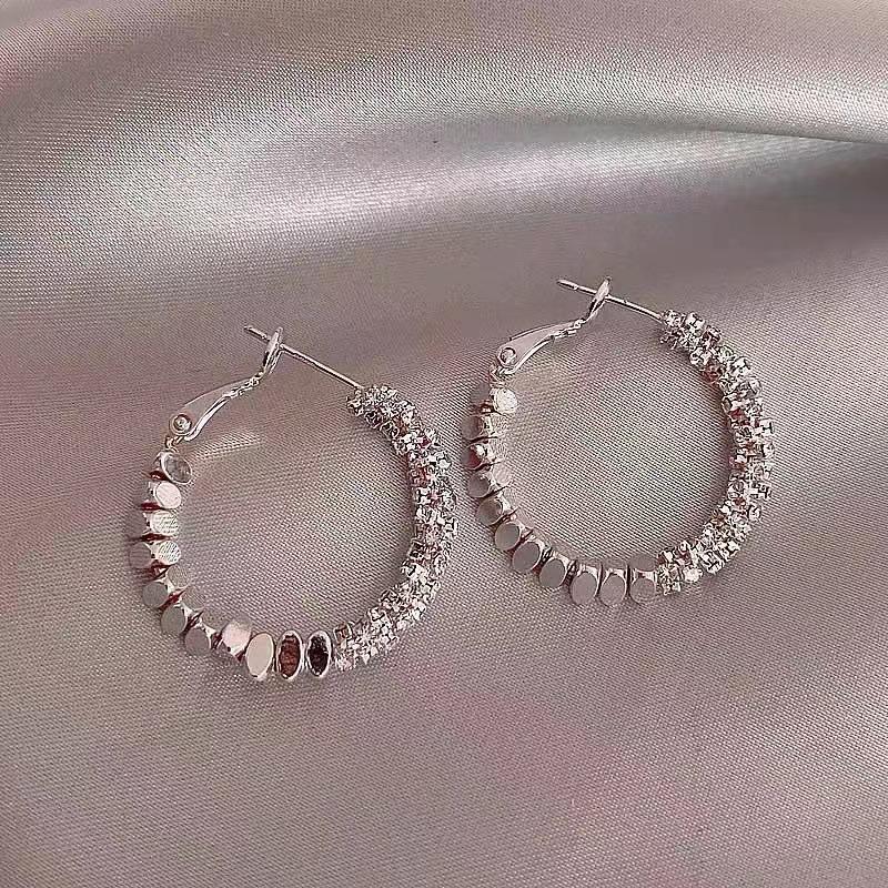 Silver needle same gold earrings women's light luxury high-end temperament pearl stud earrings retro new earrings