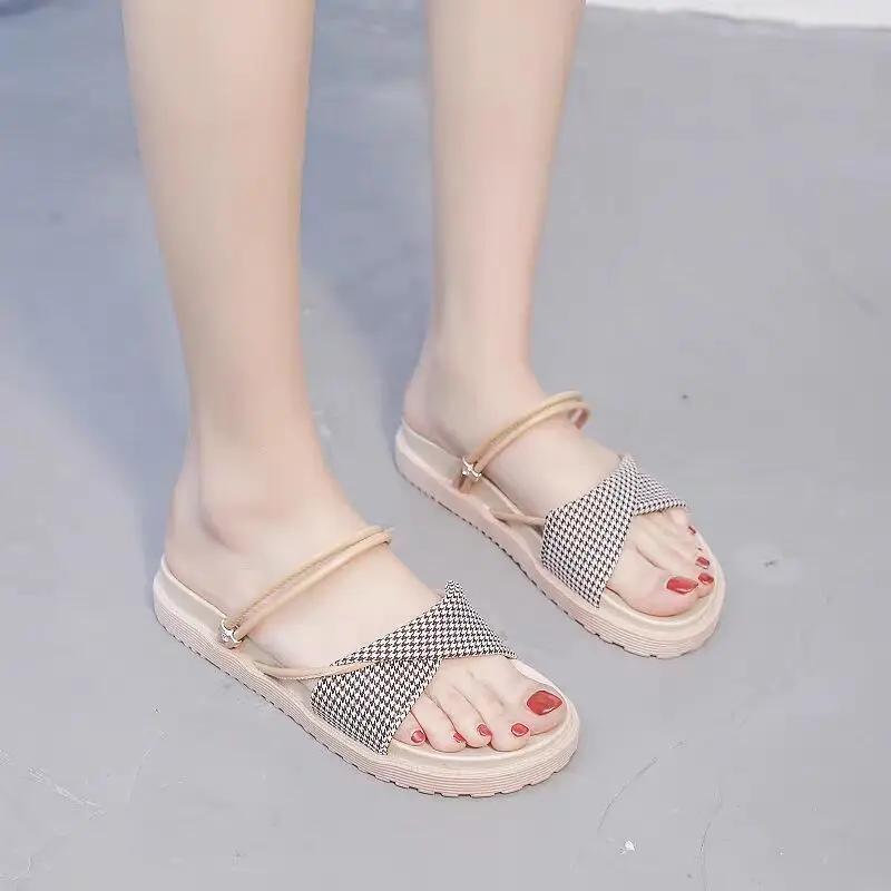 Fashion Open Toe Flat Rubber Woman Shoes Asian Size 2025 Trend Sandal Anti Slip Hot Designer Casual Shoe Original Pvc Sandals for Women