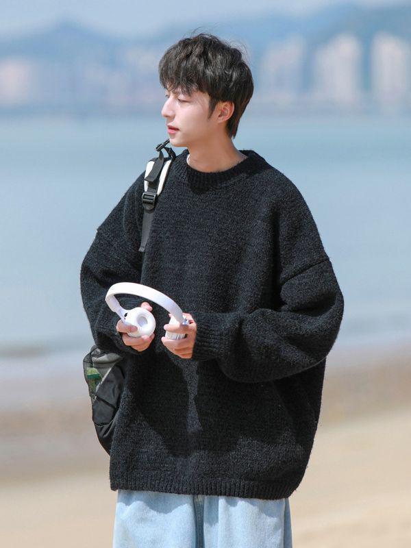 Trendy Loose Knit Sweaters: Round Neck, Winter Style for Students or Couples, Korean Fashion.