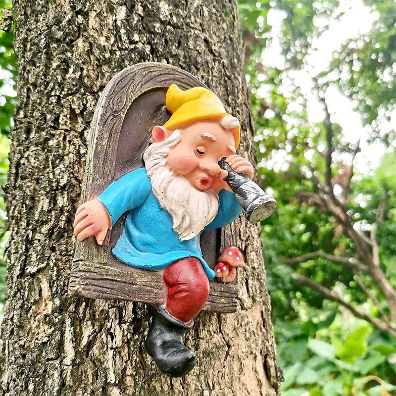 Cute Cartoon Gnome Wall Hanging Decor Garden Patio Balcony Indoor Outdoor Home Decoration Resin Figurine