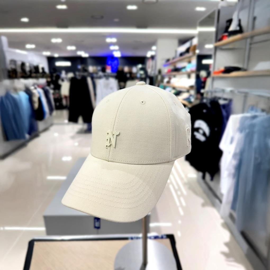 [NBA] Unisex NYK Gaddic Metal Hard Ball Cap N255AP471P