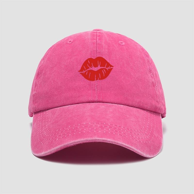 Red Lips Kiss Printed Baseball Hat Sunscreen Sunshade Party Travel Hat Simple Design Adjustable