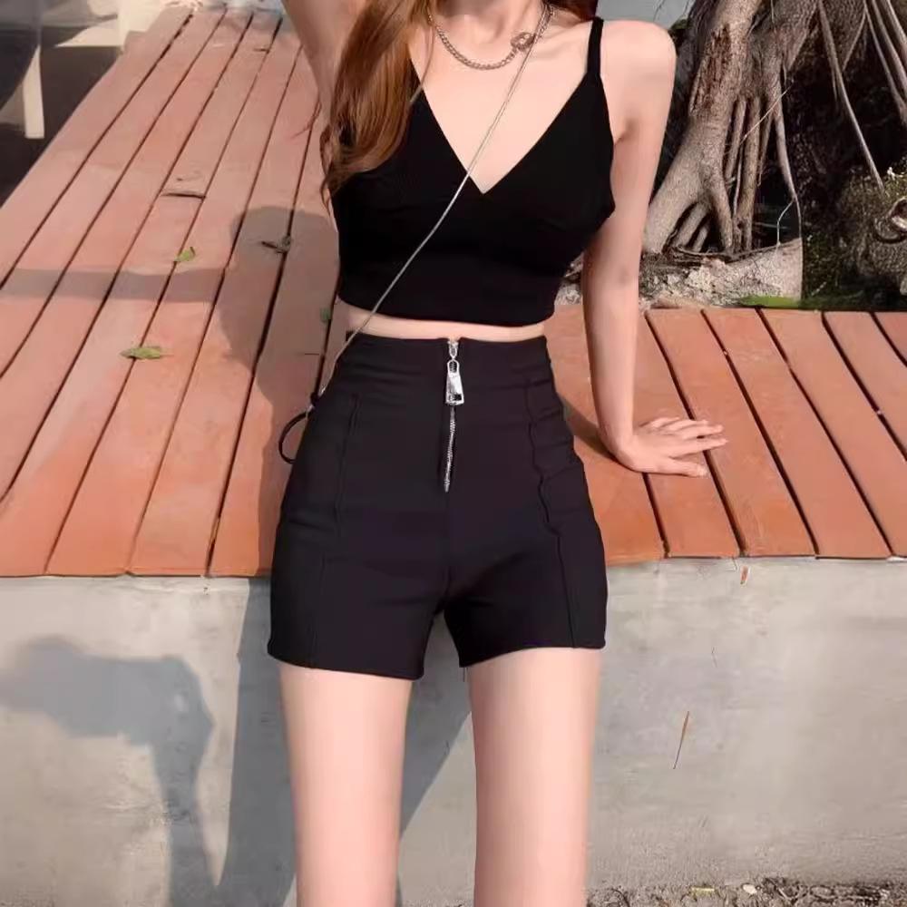 Women's Black High-Waist A-line Shorts: Spring/Summer 2025 Fashion, Slimming Loose Wide Leg Design
