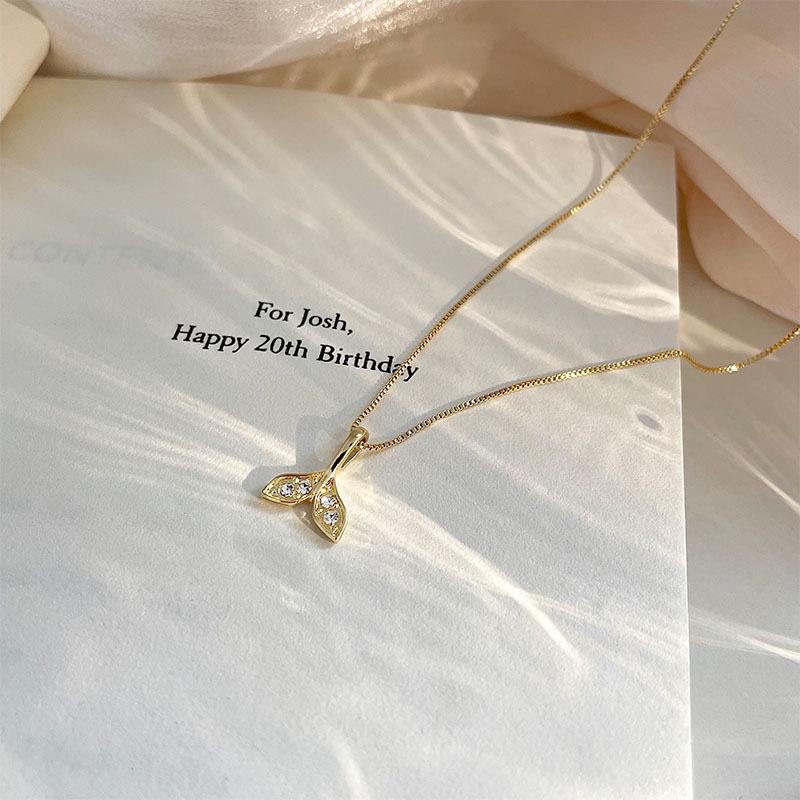 Gold Zircon Fishtail Necklace: Exquisite Titanium Steel, Non-fading, Light Luxury Design, Versatile for Women’s High-End Style.