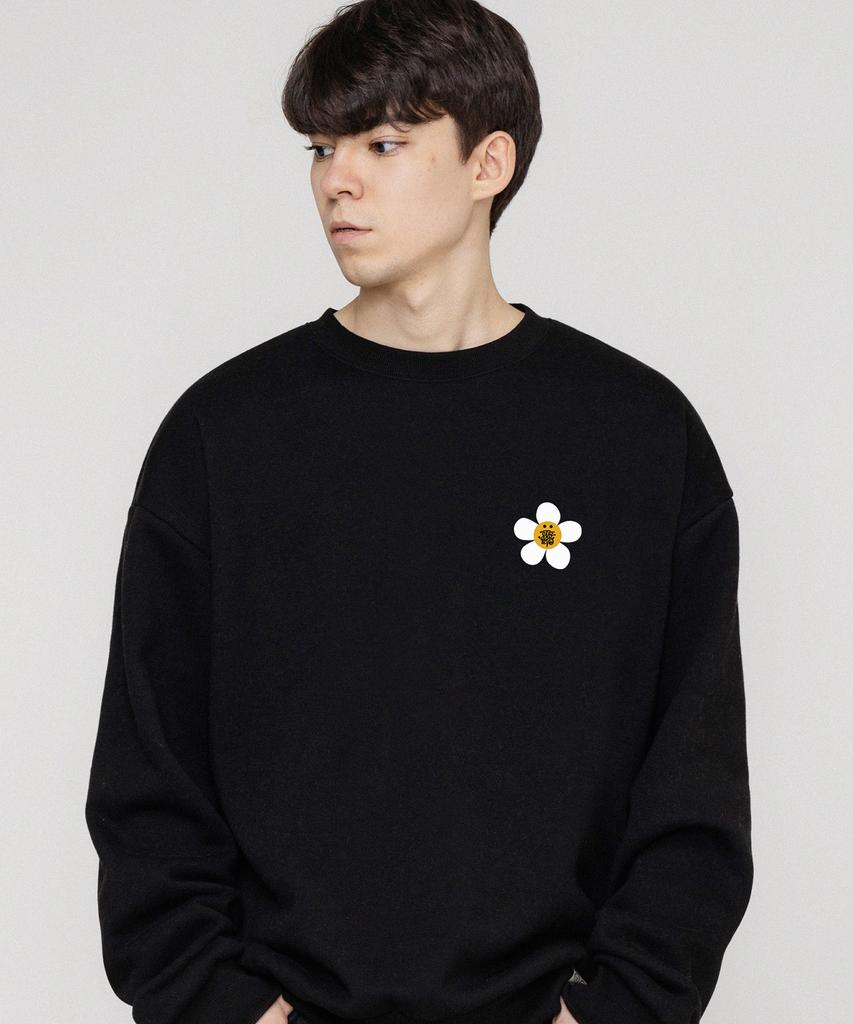 GRAVER [Unisex] Tyl White Flower Smile Logo Sweatshirt_Black