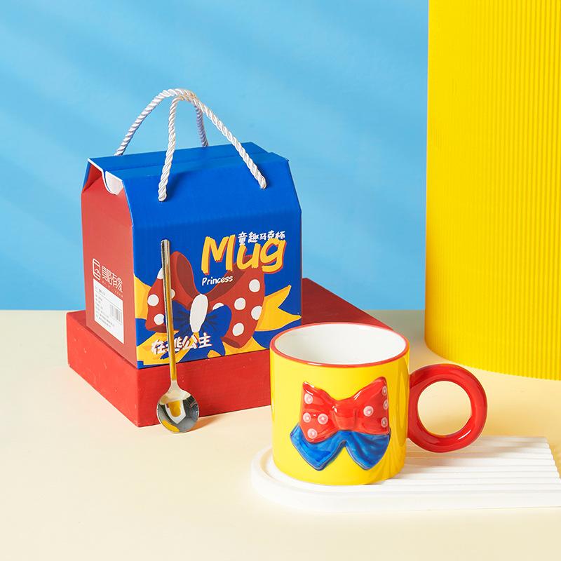 

Ultra Superman Ceramic Mug Souvenir High Pretty Cartoon Water Cup Birthday Gift Gift Gift 301-400ml
