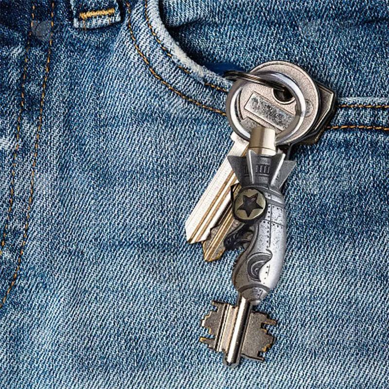 Брелок-бомба в виде ракеты-акулы из сплава — фото 8