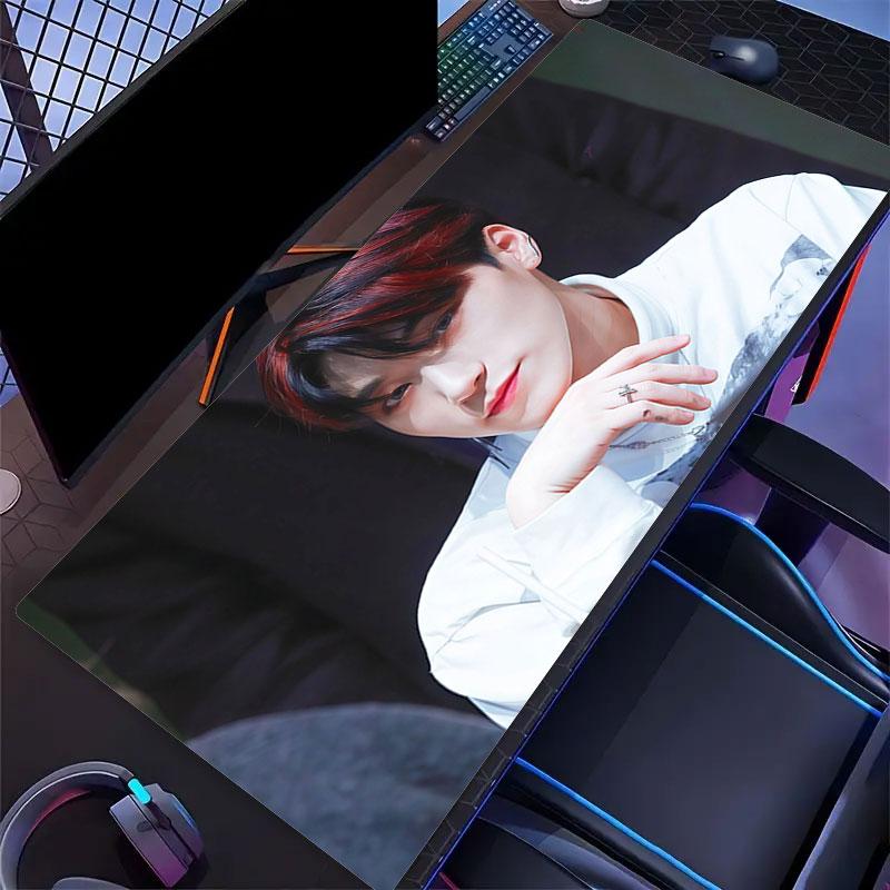 San Mouse Pad, Large Gaming Desk Mat, Non-slip XXL Mousepad for Laptop & Tablet, Mini PC Playmat with Stitched Edges