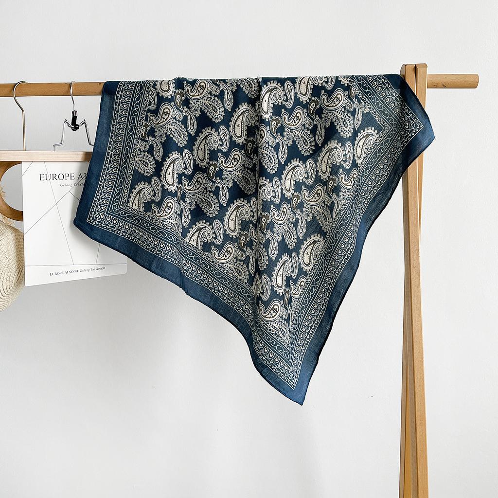 Retro Cotton and Linen Small Square Scarf Herringbone Silk Scarf Versatile Square Scarf Belt Silk Scarf Clothing with Neck Scarf