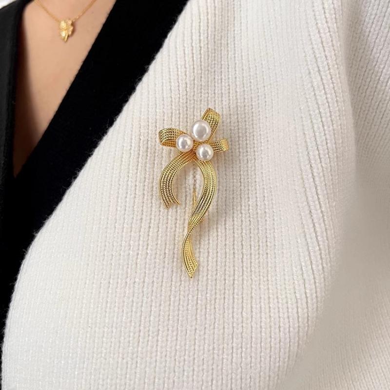 Bow Ribbon Brooch, High-end Women's Luxurious and Elegant, Pearl Brooch, Design Sense, Niche Brooch