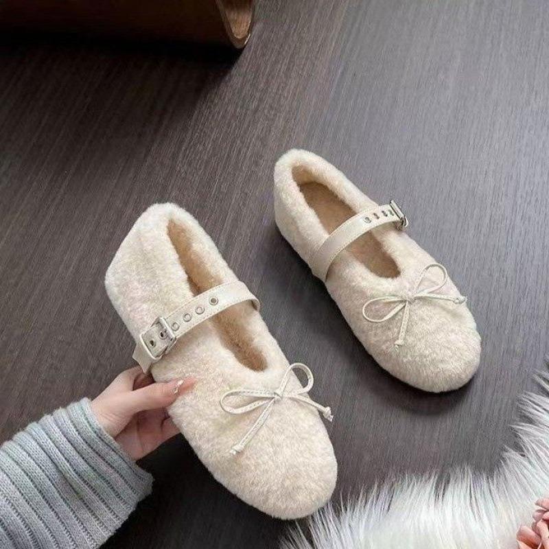 Winter New Warm Fur Flat Shoes Women's Fashion Round Head Butterfly Rivets Soft Sole Shoes Non-slip Plush Mary Jane Shoes