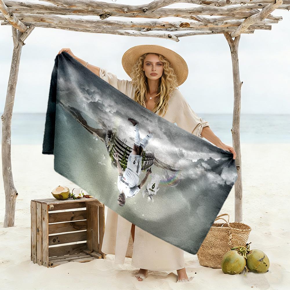 Urban Art Exhibition Beach Towel Super Soft & Absorbent Comfortable Lightweight Portable for Swimming,Beach,Camping, Travel, Beach Accessories,Gym
