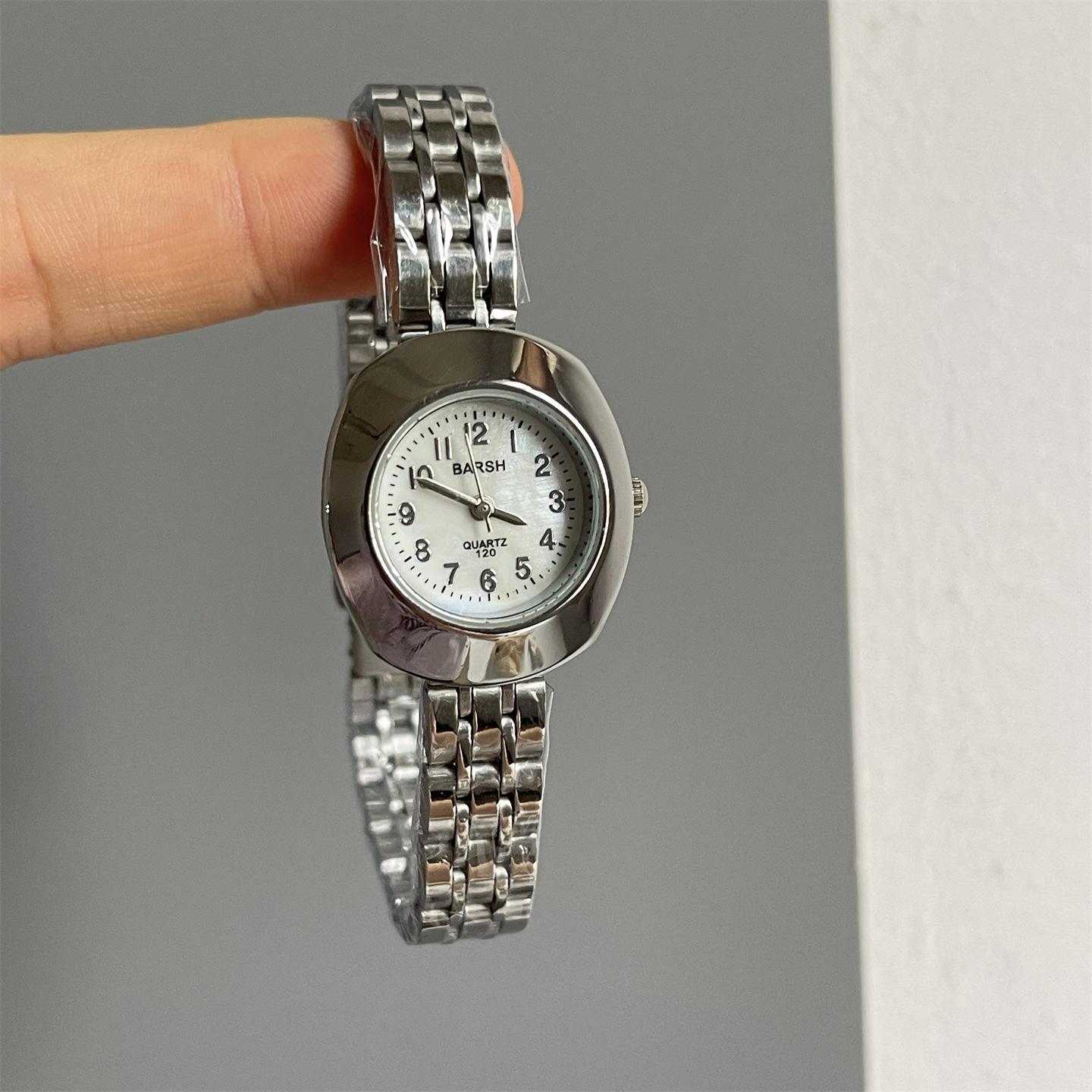 Medieval Gold Steel Belt Chain Watch Women S Exquisite Niche Temperament White High-End Women S Watch