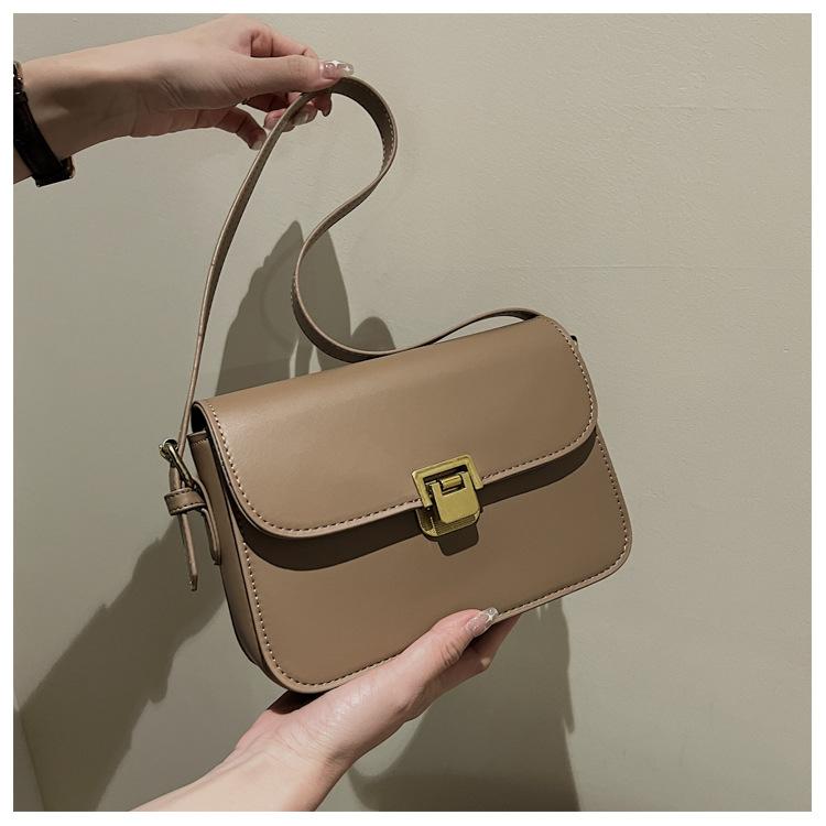 Temperament Versatile Women's Bag, Stylish and Simple Design Shoulder Messenger Bag Women's Retro Shoulder Small Square Bag
