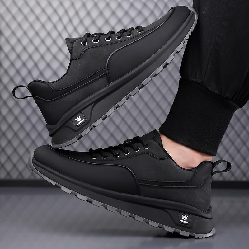 2026 Spring and Autumn New Men's Sports Style Casual Shoes, Youth Versatile Thick Soled White Shoes