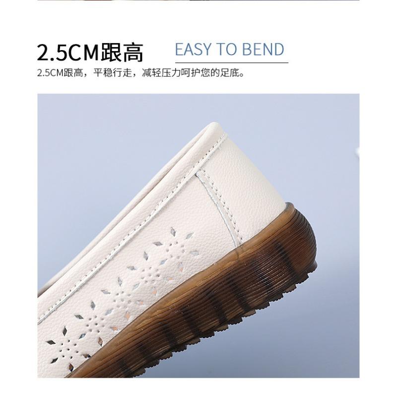 Women's Summer Fashion Outerwear: Versatile, Perforated and Breathable Large-sized Sandals for Middle-aged and Elderly Mothers