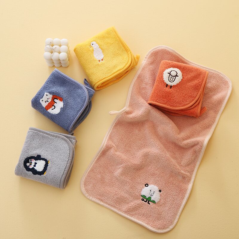 Cotton Baby Bath Towel Cute Coral Velvet Absorbent Face Hand Towel Kids Wipe Washcloth Newborn Infant Kids Shower Towel 25*50cm