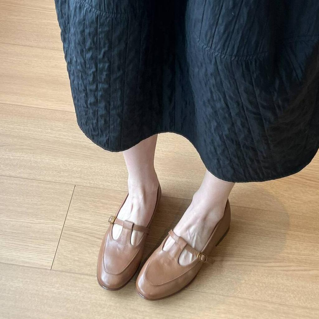Fashion Flat Bottomed Round Toe Retro Mary Jane Shoes for Women In the Spring of 2025, New Single Kick Shoes, British Loafers