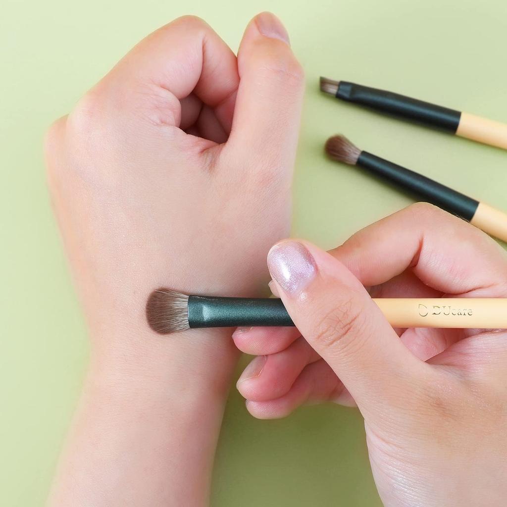 DUcare Portable Makeup Brush Set of with PU Storage Premium Fiber Fluffy Powder Blush Eyeshadow Eyebrow Portable Makeup Popular Cute Brush Set 5,